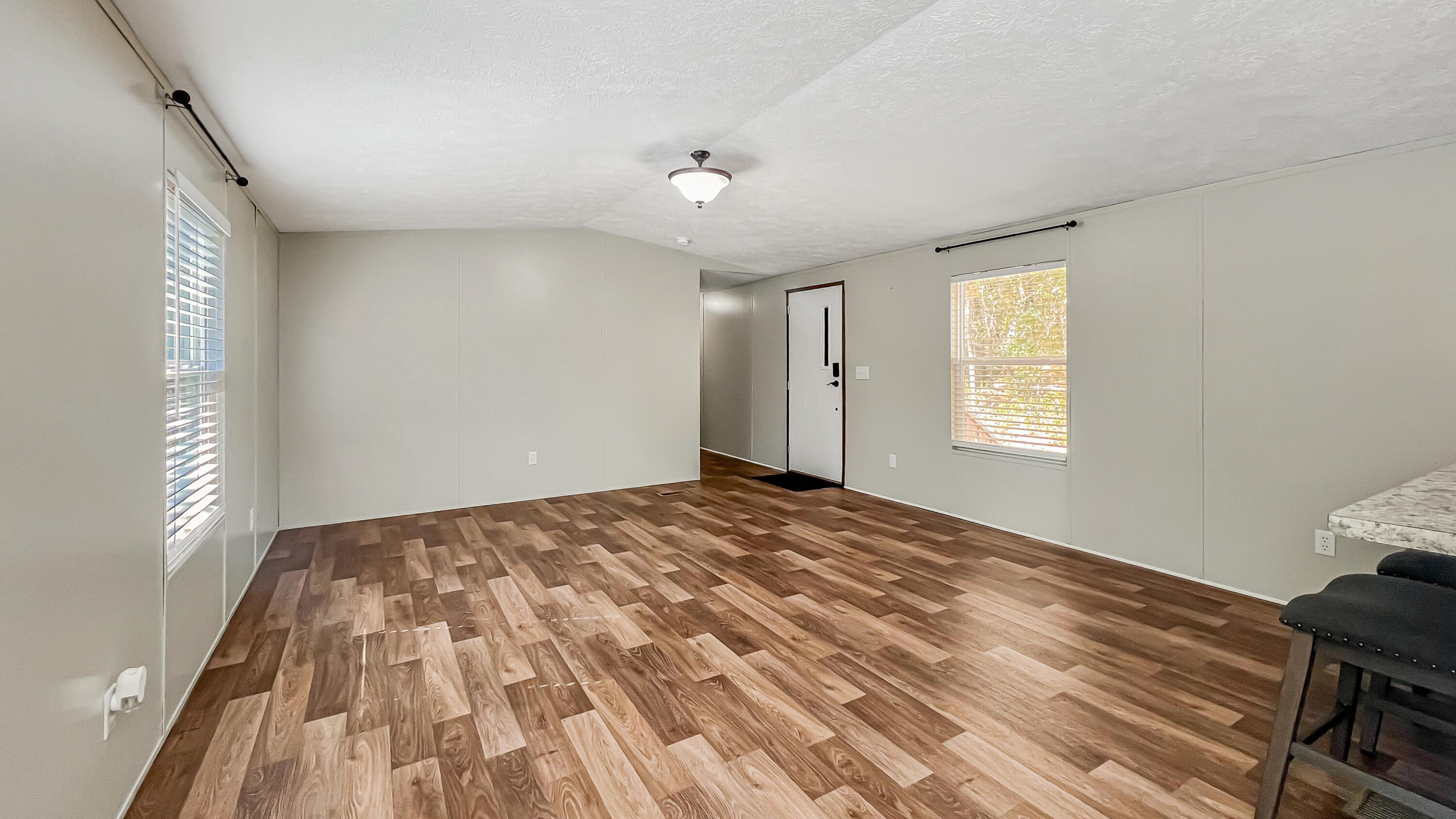 8543 Noah Hurst Road Navarre, FL 32566 - Photo 8 of 36 F8_8543_Noah_Hurst_Rd_006