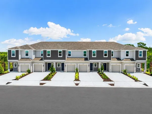 $1,950 | 2450 Paravane Way, Wesley Chapel, FL 33543