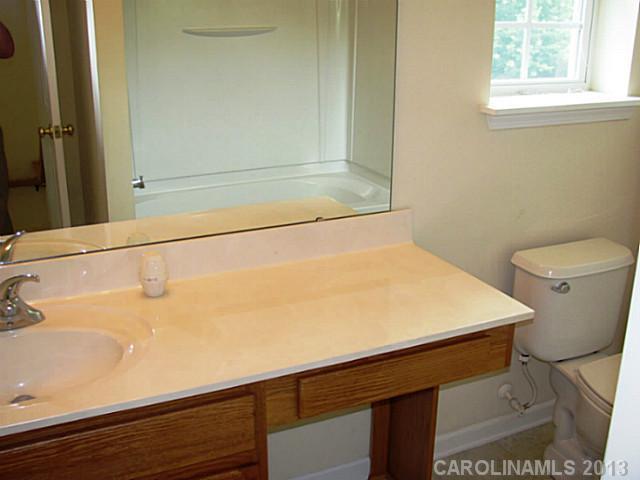 146 Marakery Road, Unit E Mooresville, NC 28115 - Photo 14 of 16 Gallery Image 14