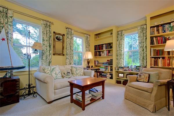 800 Salem End Road Framingham, MA 01702 - Photo 8 of 23 Gallery Image 8