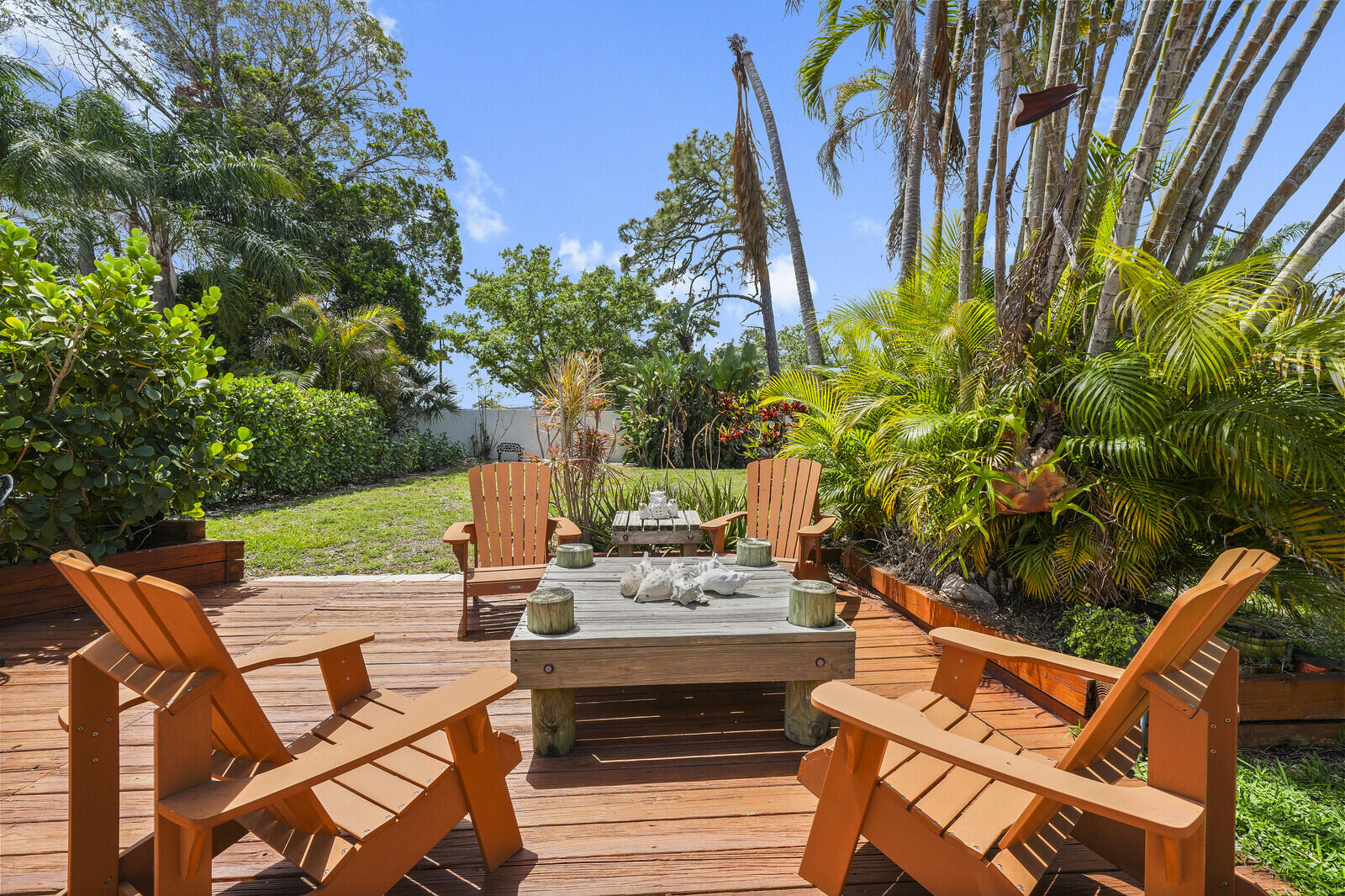 3922 Southeast Fairway West Stuart, FL 34997 - Photo 29 of 44 back yard deck
