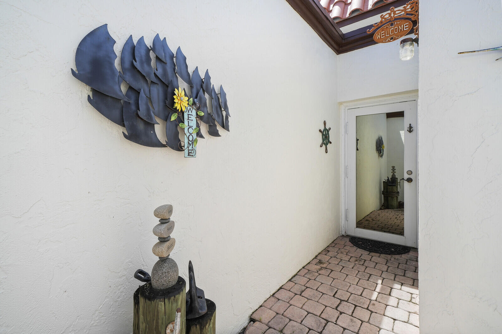 3922 Southeast Fairway West Stuart, FL 34997 - Photo 4 of 44 entry