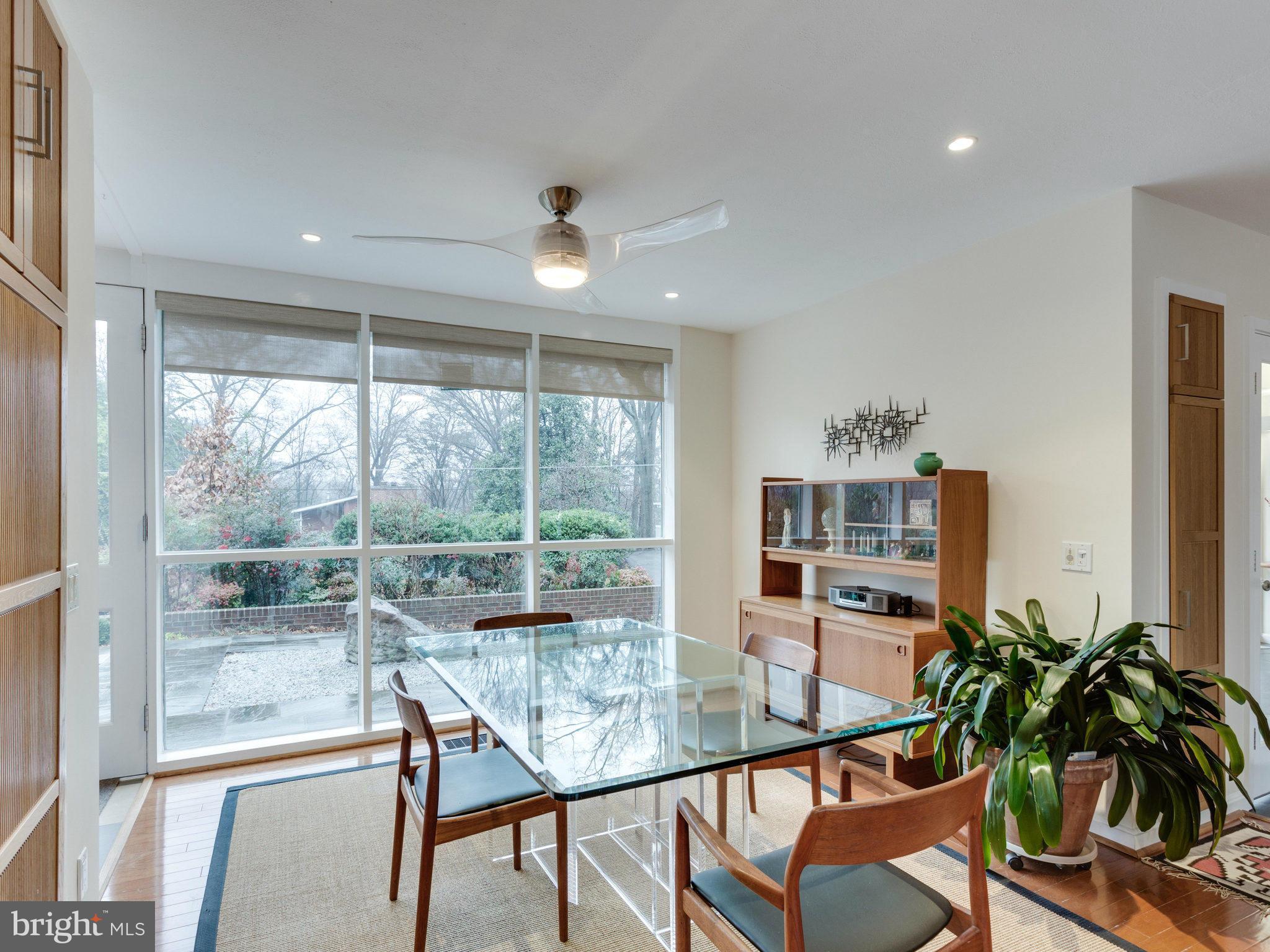 1924 Marthas Road Alexandria, VA 22307 - Photo 9 of 30 Dining Room