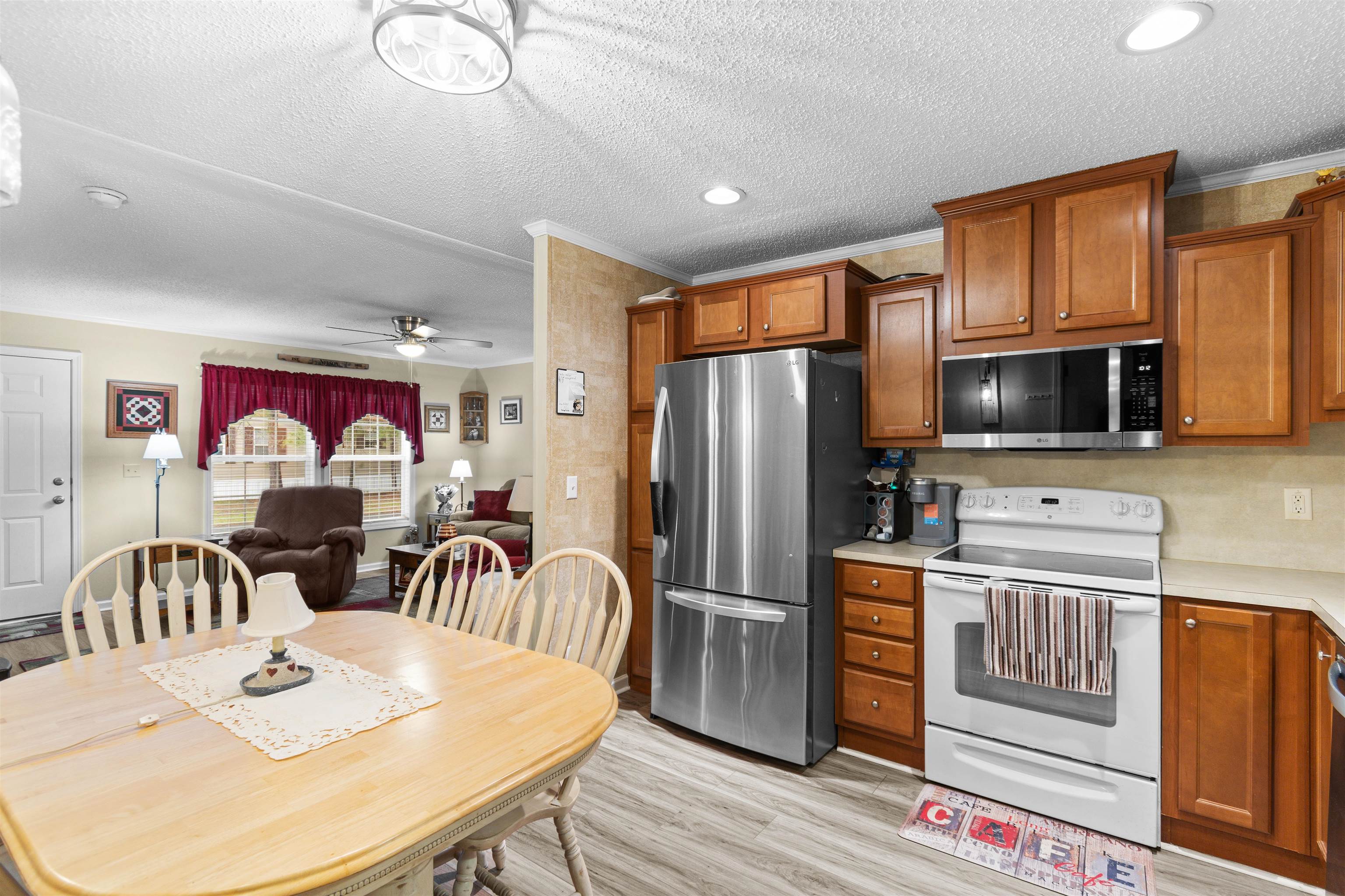 978 Jamestown Road Conway, SC 29526 - Photo 8 of 52