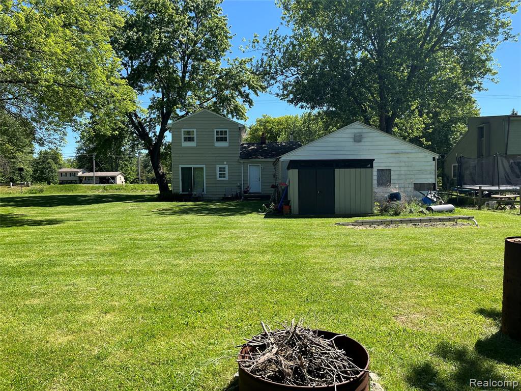 7057 Lapeer Road Davison, MI 48423 - Photo 18 of 28 Gallery Image 18