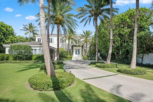$42,000,000 | 3501 North Ocean Boulevard, Gulf Stream, FL 33483