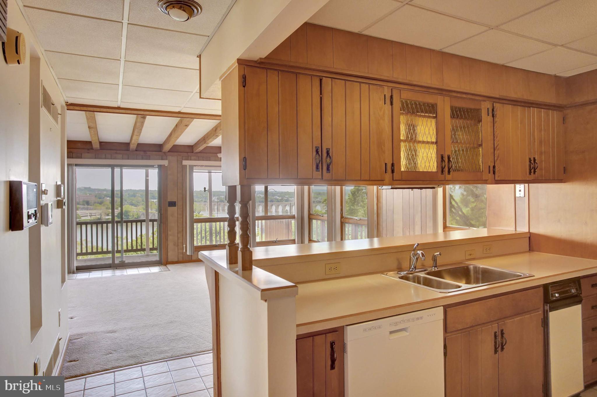 15 Cumberland Road Lemoyne, PA 17043 - Photo 14 of 40 Gallery Image 14