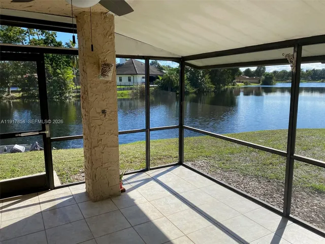 $2,425 | 200 Wimbledon Lakes Drive, Unit 200, Plantation, FL 33324