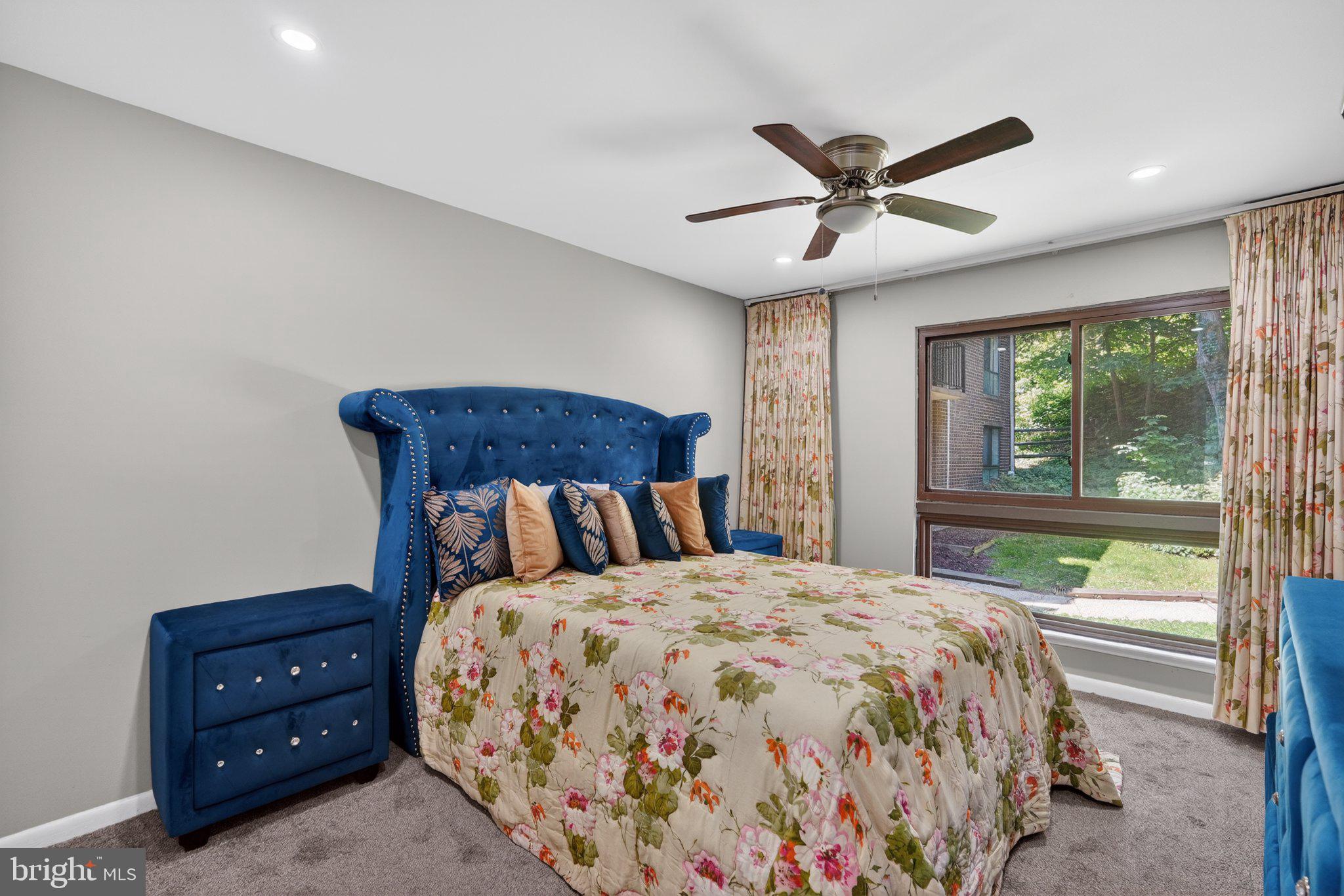 17816 Buehler Road, Unit 163 Olney, MD 20832 - Photo 11 of 17 Charming bedroom with vibrant decor.