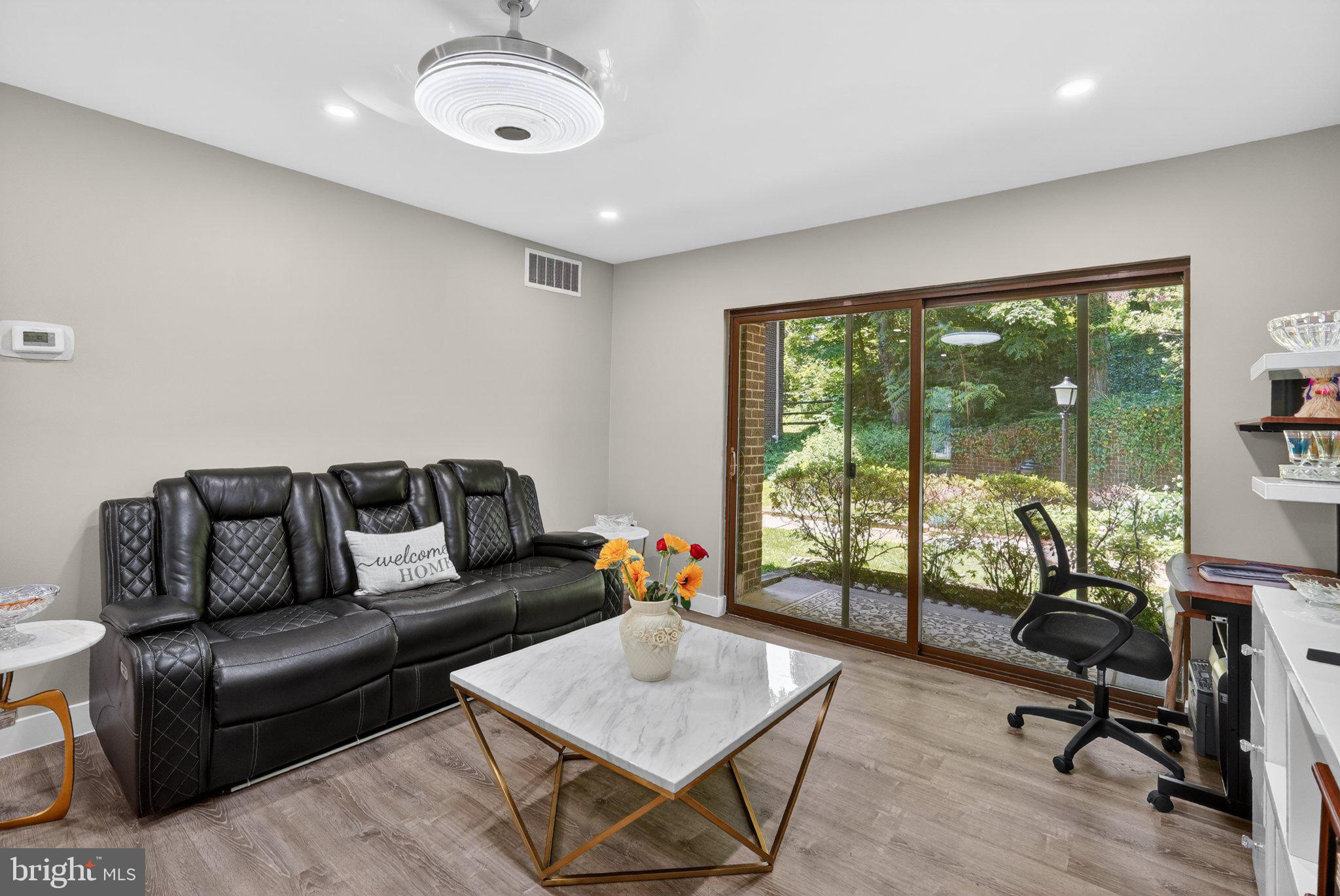 17816 Buehler Road, Unit 163 Olney, MD 20832 - Photo 4 of 17 Bright and inviting living space.