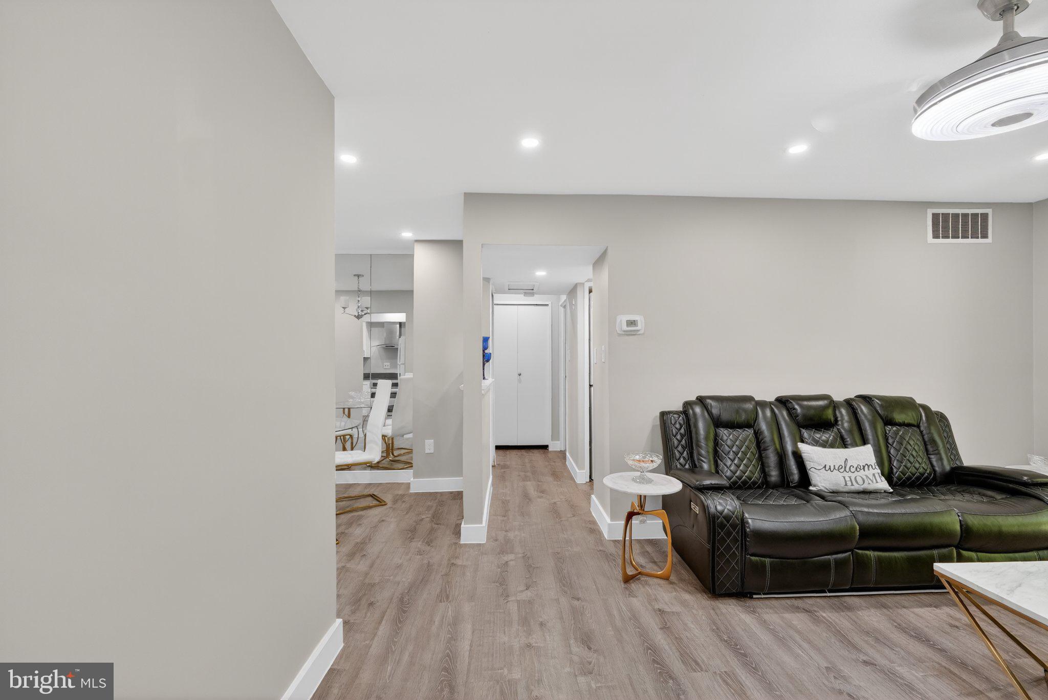 17816 Buehler Road, Unit 163 Olney, MD 20832 - Photo 5 of 17 Modern elegance in a cozy space.
