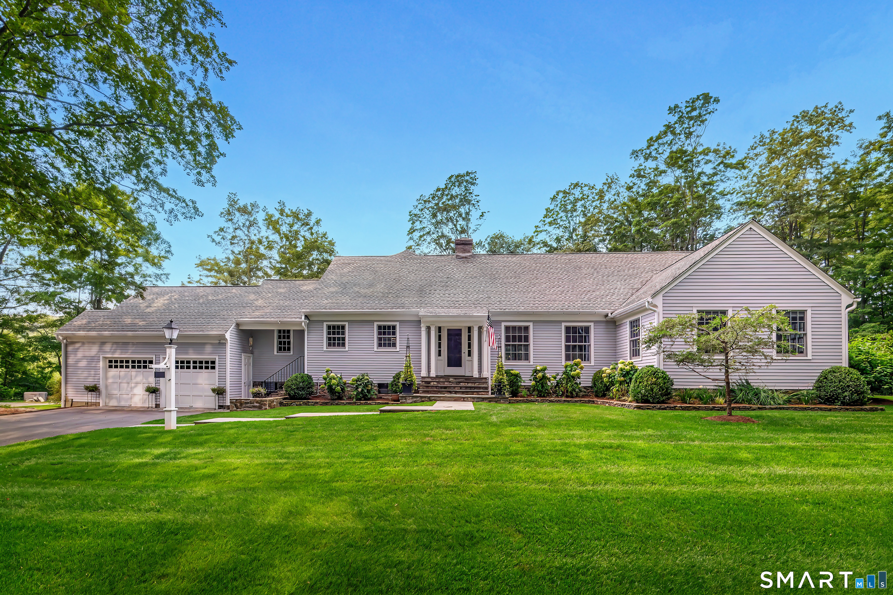 25 Pond Road Ridgefield, CT 06877 - Photo 3 of 40