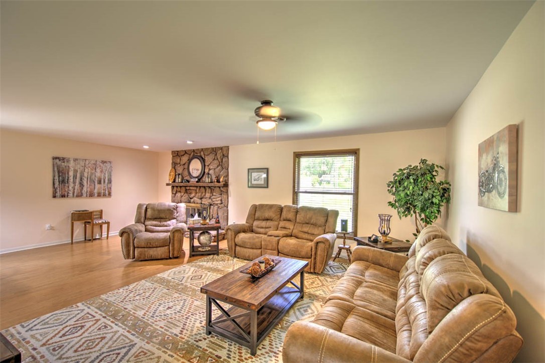 20 Timber Lane Forsyth, IL 62535 - Photo 10 of 29