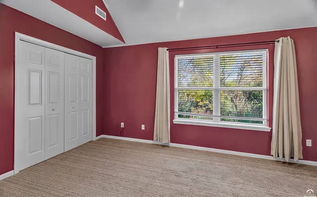 $275,000 | 826 North Field Stone Drive, Lawrence, KS 66049