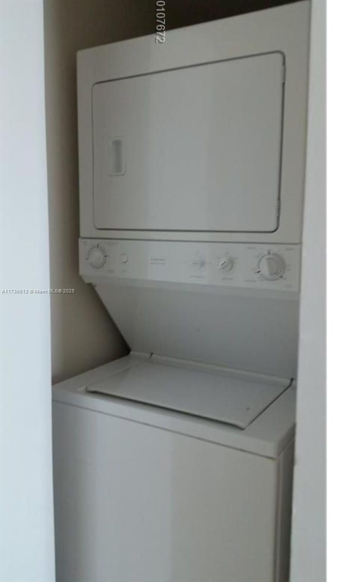 Wind Condominiums Miami, FL 33130 - Photo 13 of 13