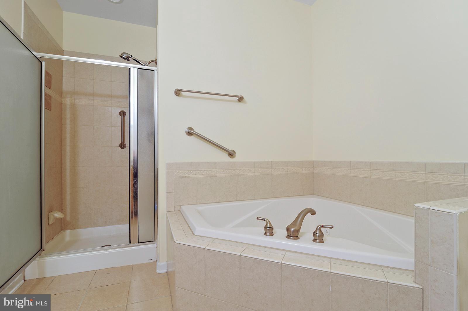 17432 Slipper Shell Way, Unit 18 Lewes, DE 19958 - Photo 21 of 32 Stall Shower