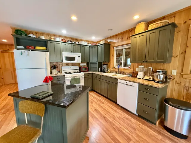 $575,000 | 18 Middle Smith Pond Road, Millinocket, ME 04462