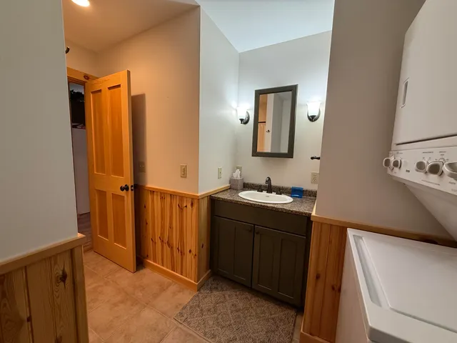 $575,000 | 18 Middle Smith Pond Road, Millinocket, ME 04462