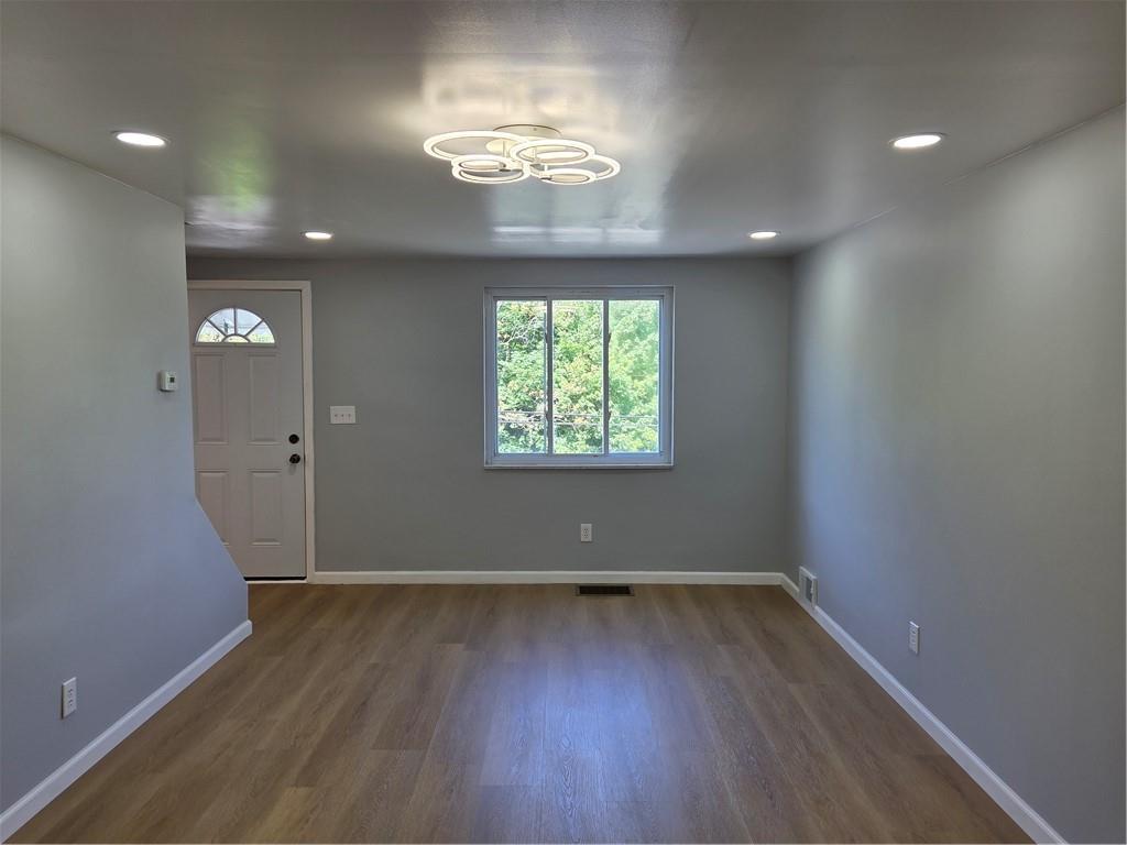 7934 Lincoln Road Verona, PA 15147 - Photo 5 of 30 Gallery Image 5