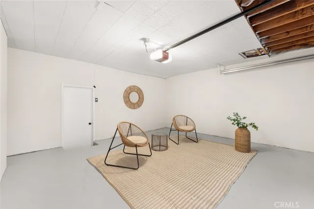 $1,599,900 | 7426 Mulholland Drive, Los Angeles, CA 90046