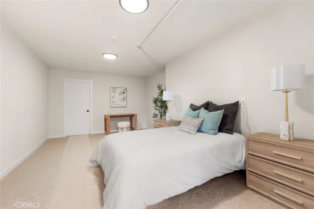 $1,599,900 | 7426 Mulholland Drive, Los Angeles, CA 90046