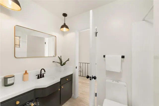 $1,599,900 | 7426 Mulholland Drive, Los Angeles, CA 90046