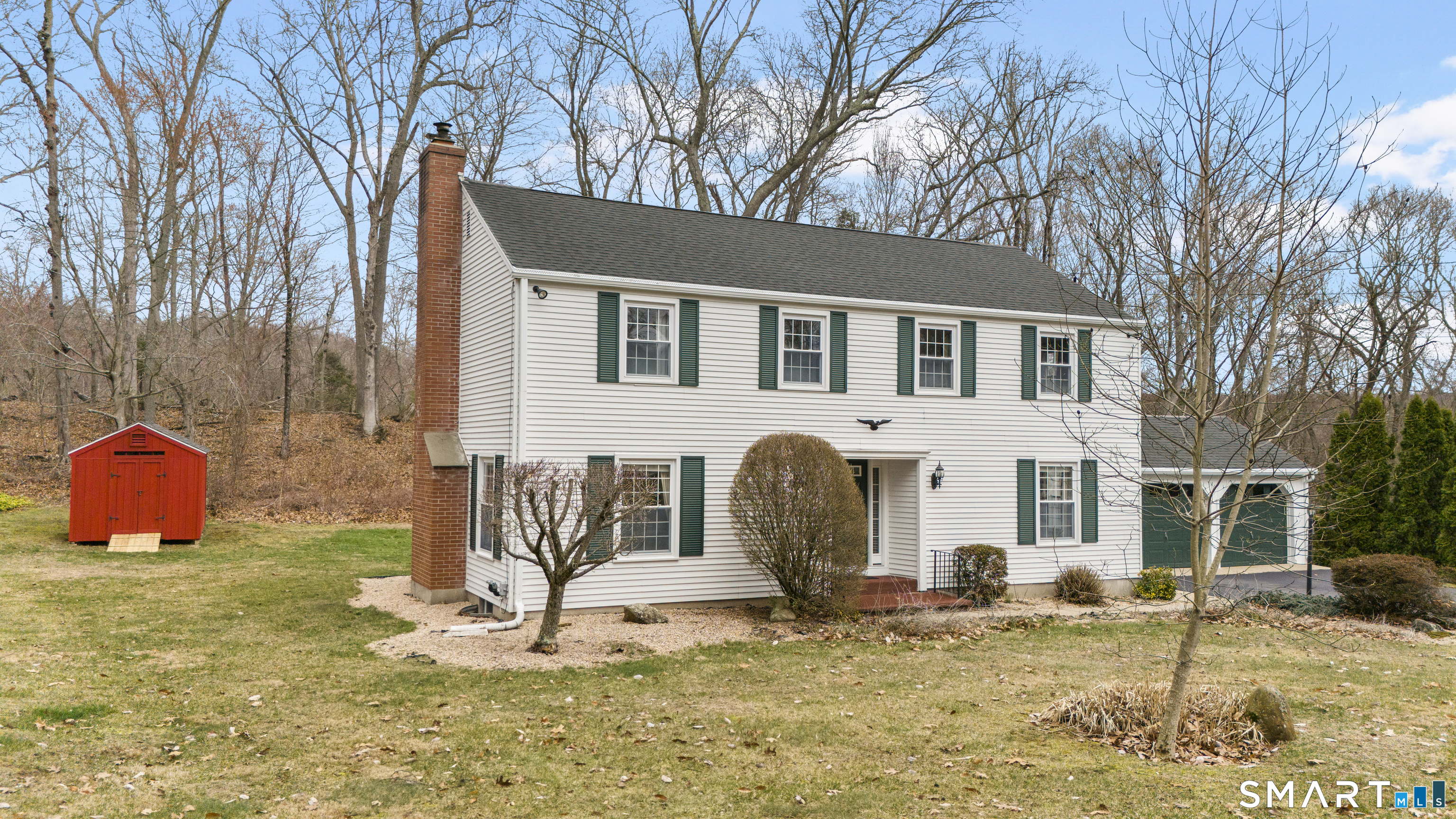 20 Inchcliffe Drive Ledyard, CT 06335 - Photo 1 of 40 a front view of a house with garden