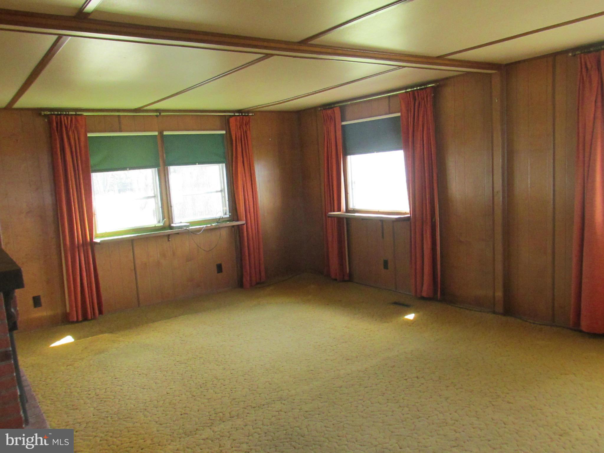 6206 Twin Point Cove Road Cambridge, MD 21613 - Photo 12 of 21 Living Room