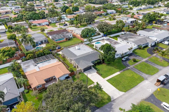 $1,059,000 | 5412 Arthur Street, Hollywood, FL 33021