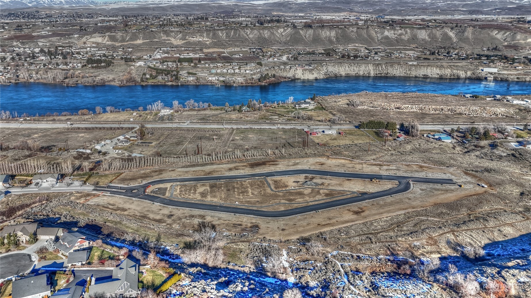 3025 Riverview Lane Malaga, WA 98828 - Photo 3 of 9