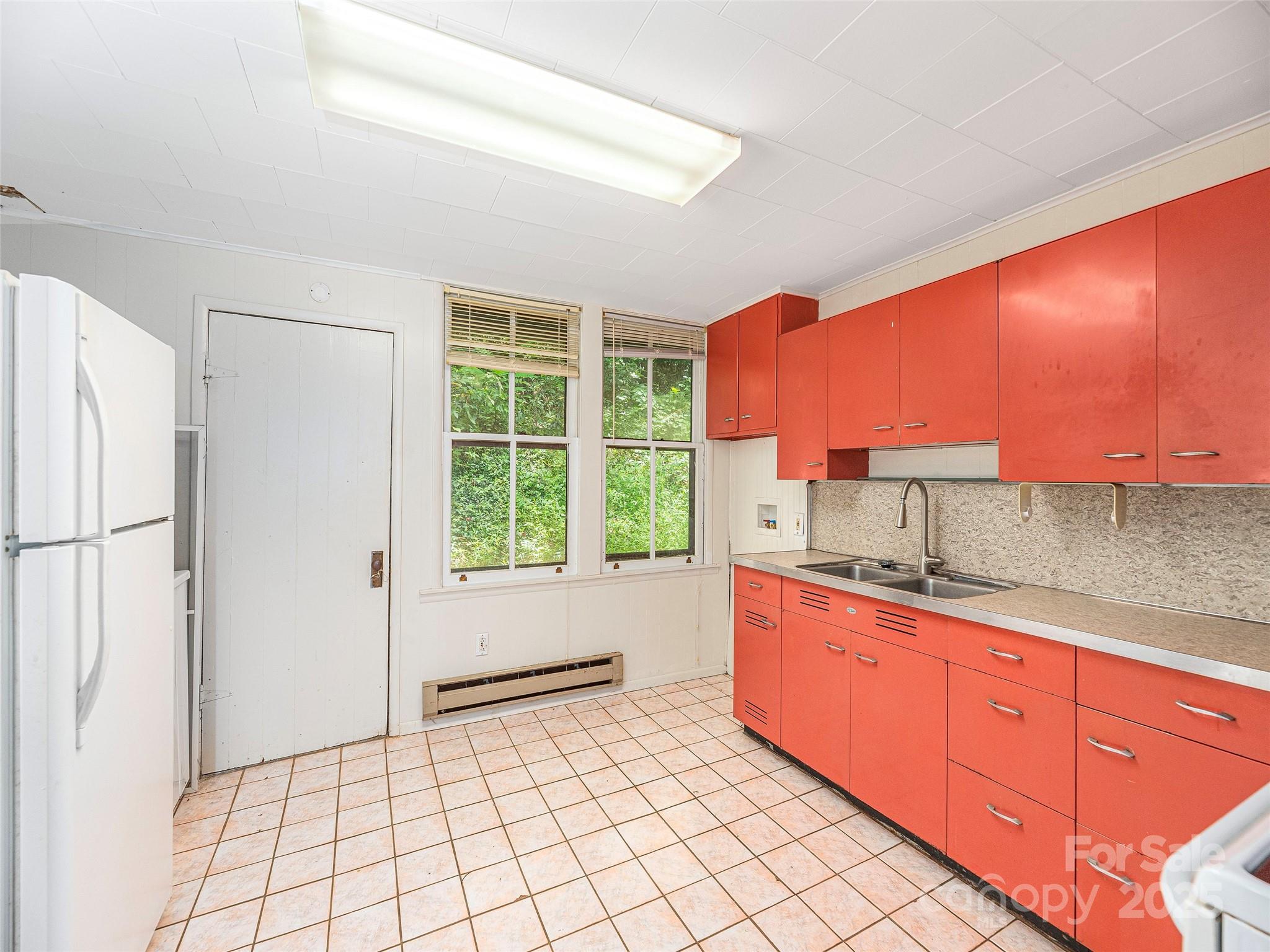 10 Beaverdam Knoll Road Asheville, NC 28804 - Photo 14 of 26