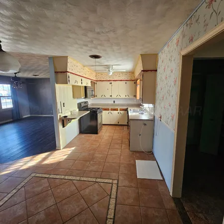 $132,000 | 2121 North Zimmers Street, Pampa, TX 79065
