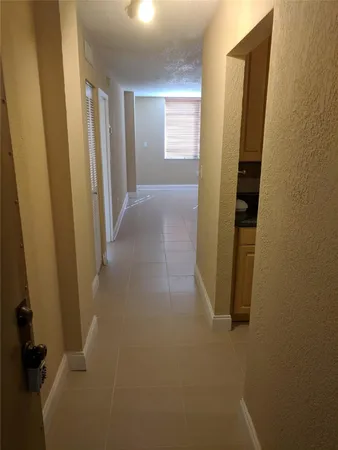 $1,750 | 1250 Northeast 125th Street, Unit 312C, North Miami, FL 33161