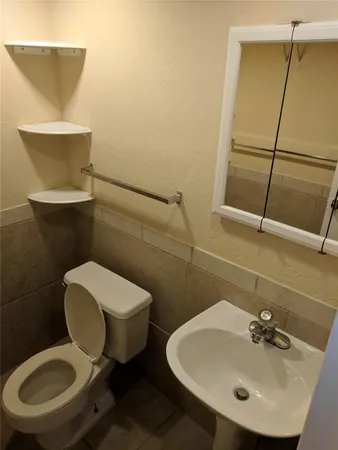 $1,750 | 1250 Northeast 125th Street, Unit 312C, North Miami, FL 33161