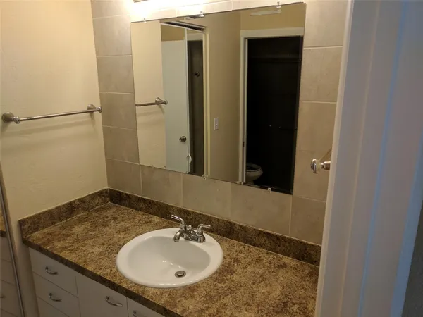 $1,750 | 1250 Northeast 125th Street, Unit 312C, North Miami, FL 33161