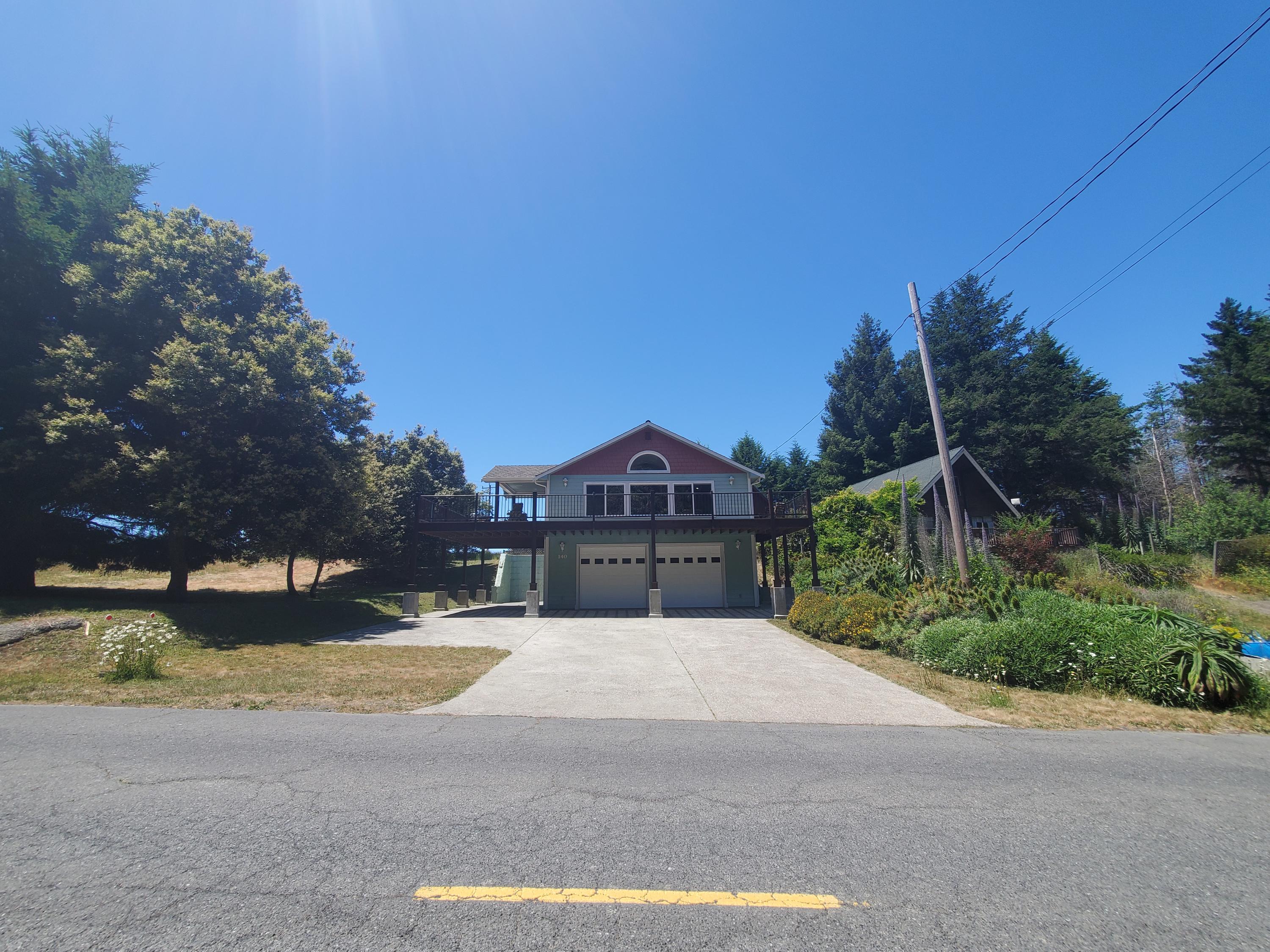 140 Beach Road Whitethorn, CA 95589 - Photo 34 of 37