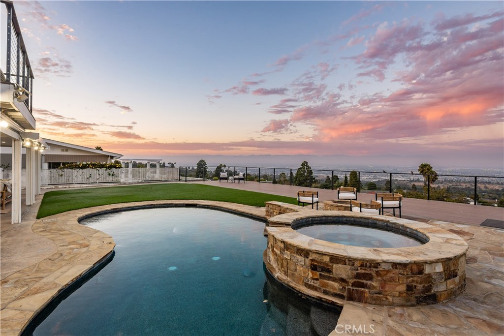27108 Diamondhead Lane Rancho Palos Verdes, CA 90275 - Photo 1 of 23