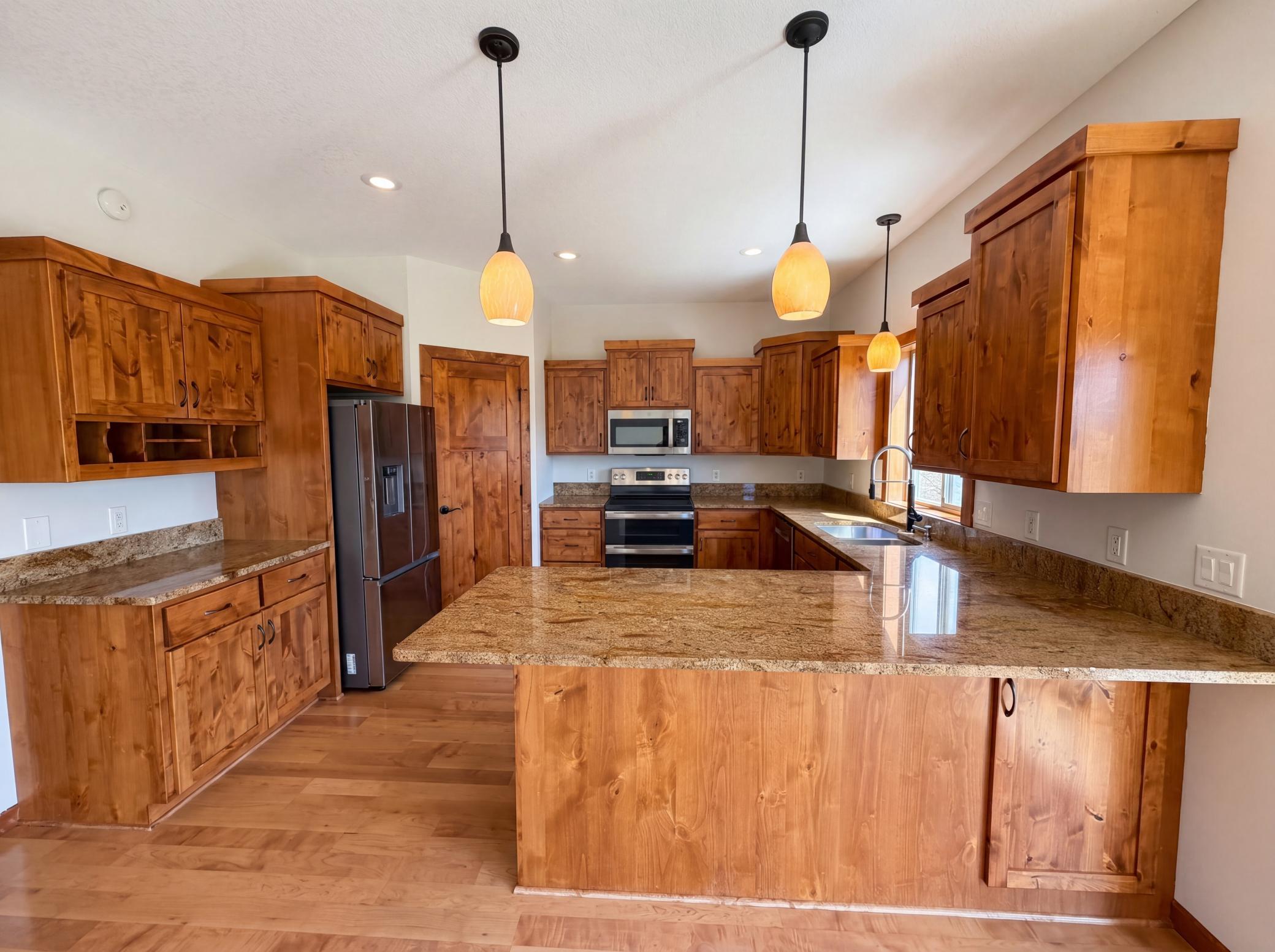 3072 Nottingham Road St. Cloud, MN 56301 - Photo 2 of 31