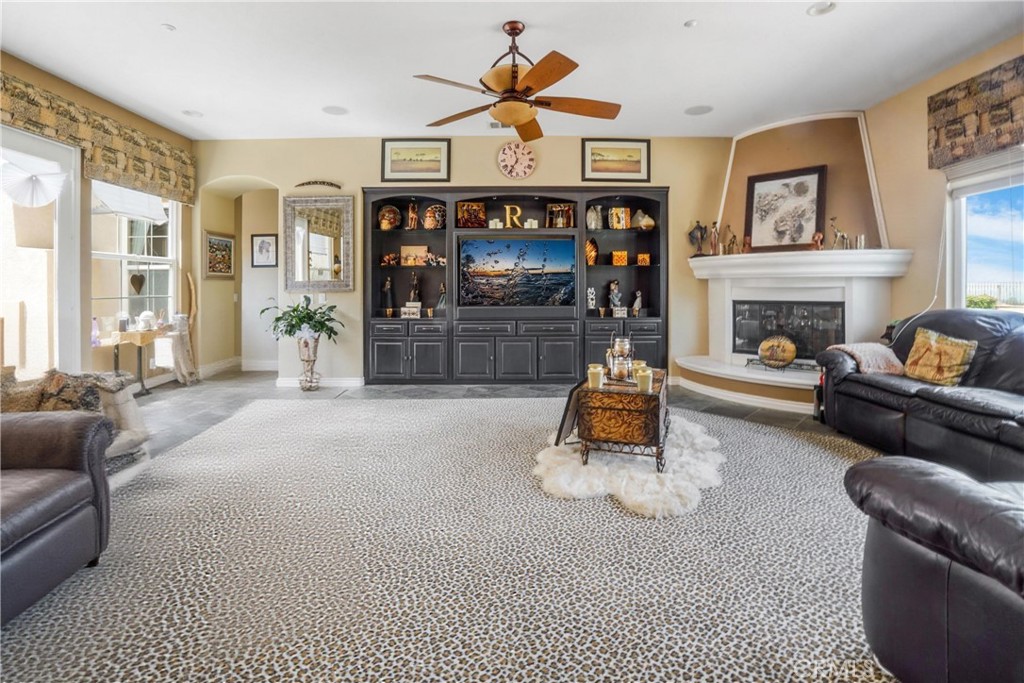 889 Highridge Street Riverside, CA 92506 - Photo 12 of 30 reimagined