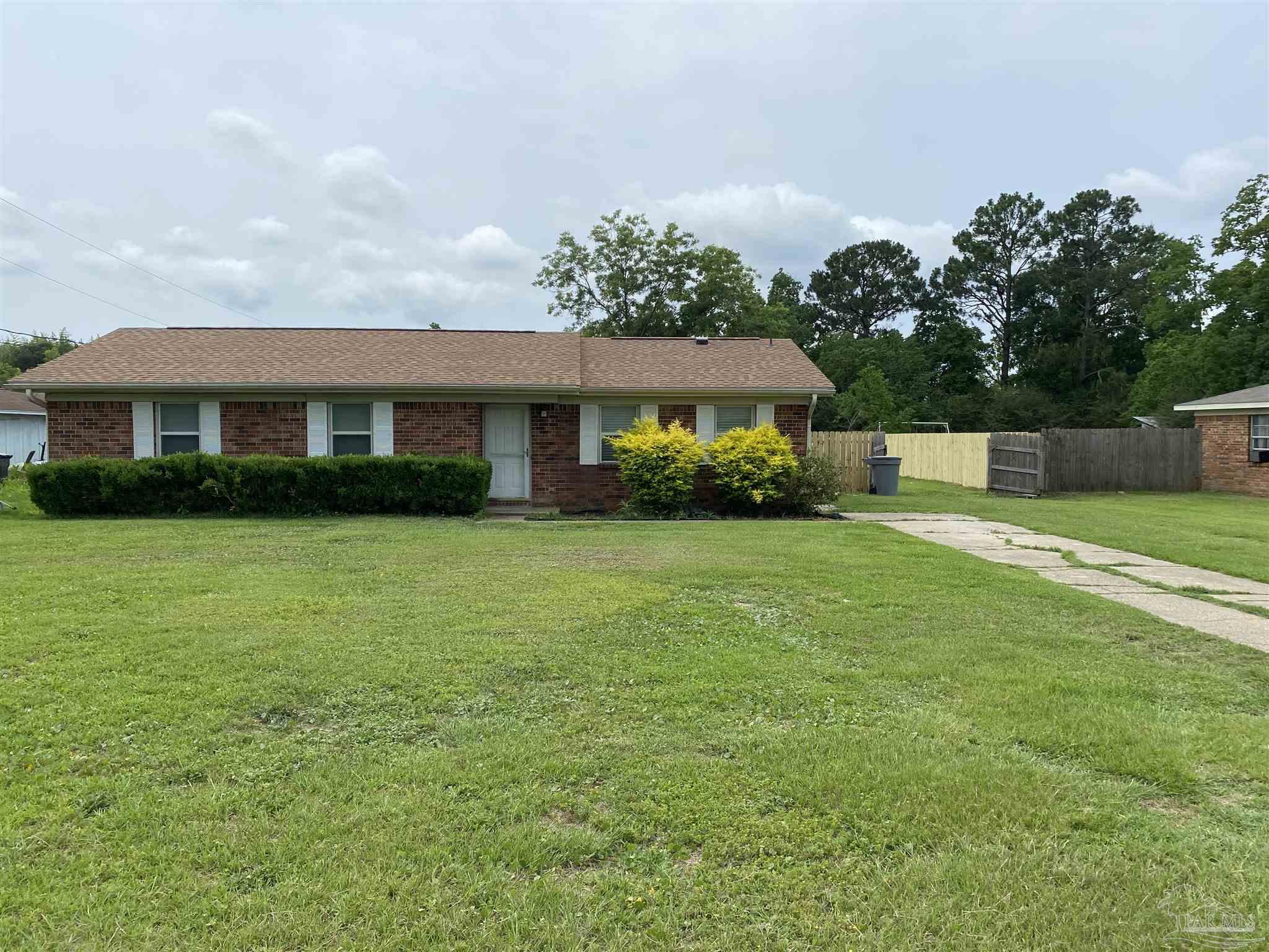 7821 Helms Road Pensacola, FL 32526 - Photo 3 of 23 Gallery Image 3