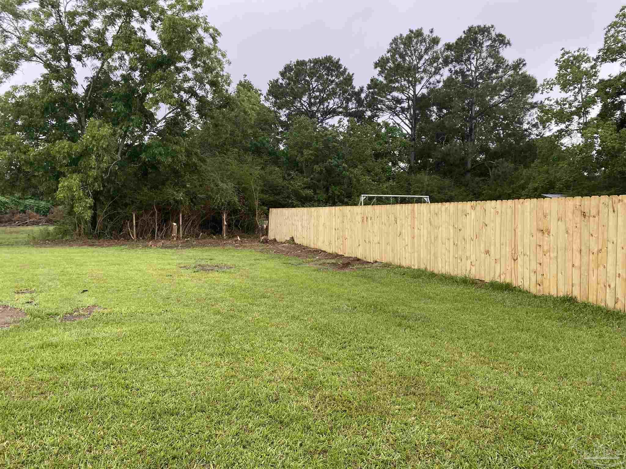 7821 Helms Road Pensacola, FL 32526 - Photo 4 of 23 Gallery Image 4