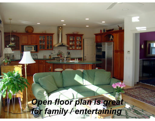 54 Autumn Ridge East Longmeadow, MA 01028 - Photo 7 of 30 Gallery Image 7