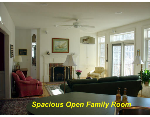 54 Autumn Ridge East Longmeadow, MA 01028 - Photo 9 of 30 Gallery Image 9