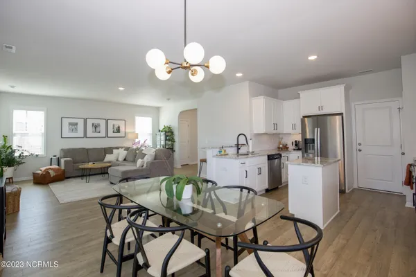 $2,400 | 404 Summer Wind Way, Aberdeen, NC 28315