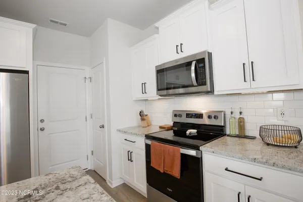 $2,400 | 404 Summer Wind Way, Aberdeen, NC 28315