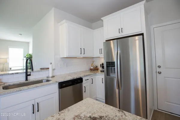 $2,400 | 404 Summer Wind Way, Aberdeen, NC 28315