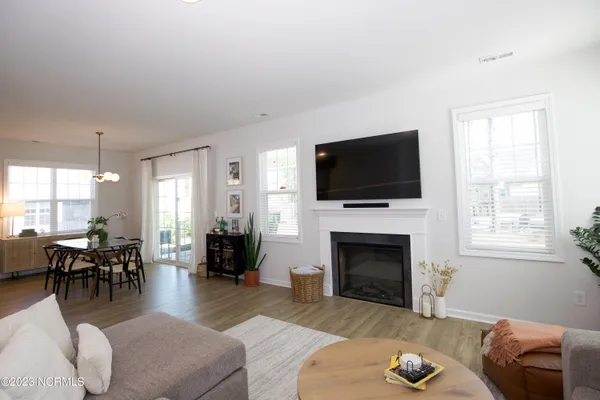 $2,400 | 404 Summer Wind Way, Aberdeen, NC 28315