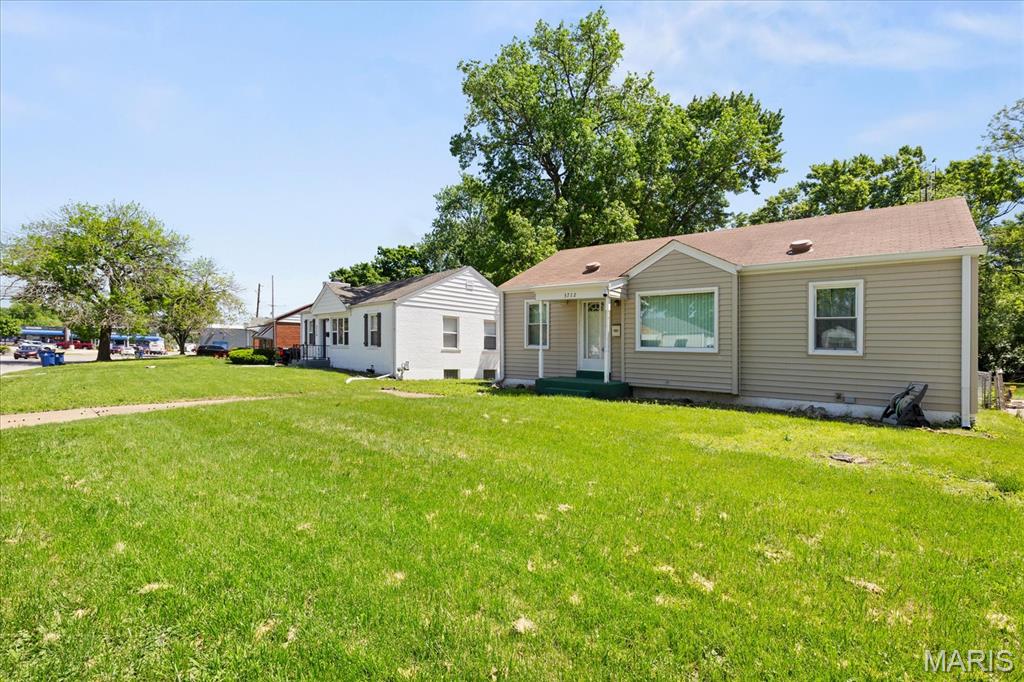 3712 Ashby Road St. Ann, MO 63074 - Photo 2 of 32