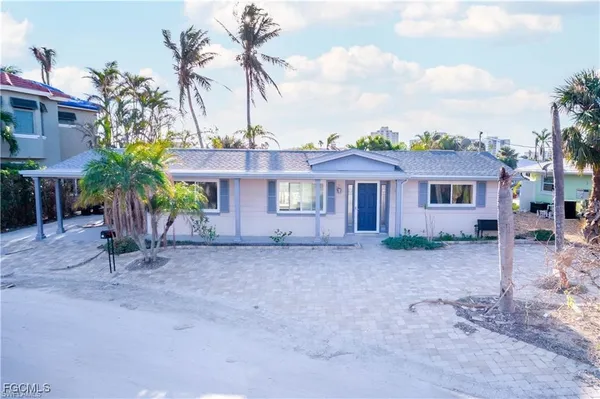 $540,000 | 20 Sunview Boulevard, Fort Myers Beach, FL 33931