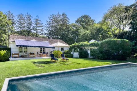 55 Shrubland Road, Southampton, NY 11968